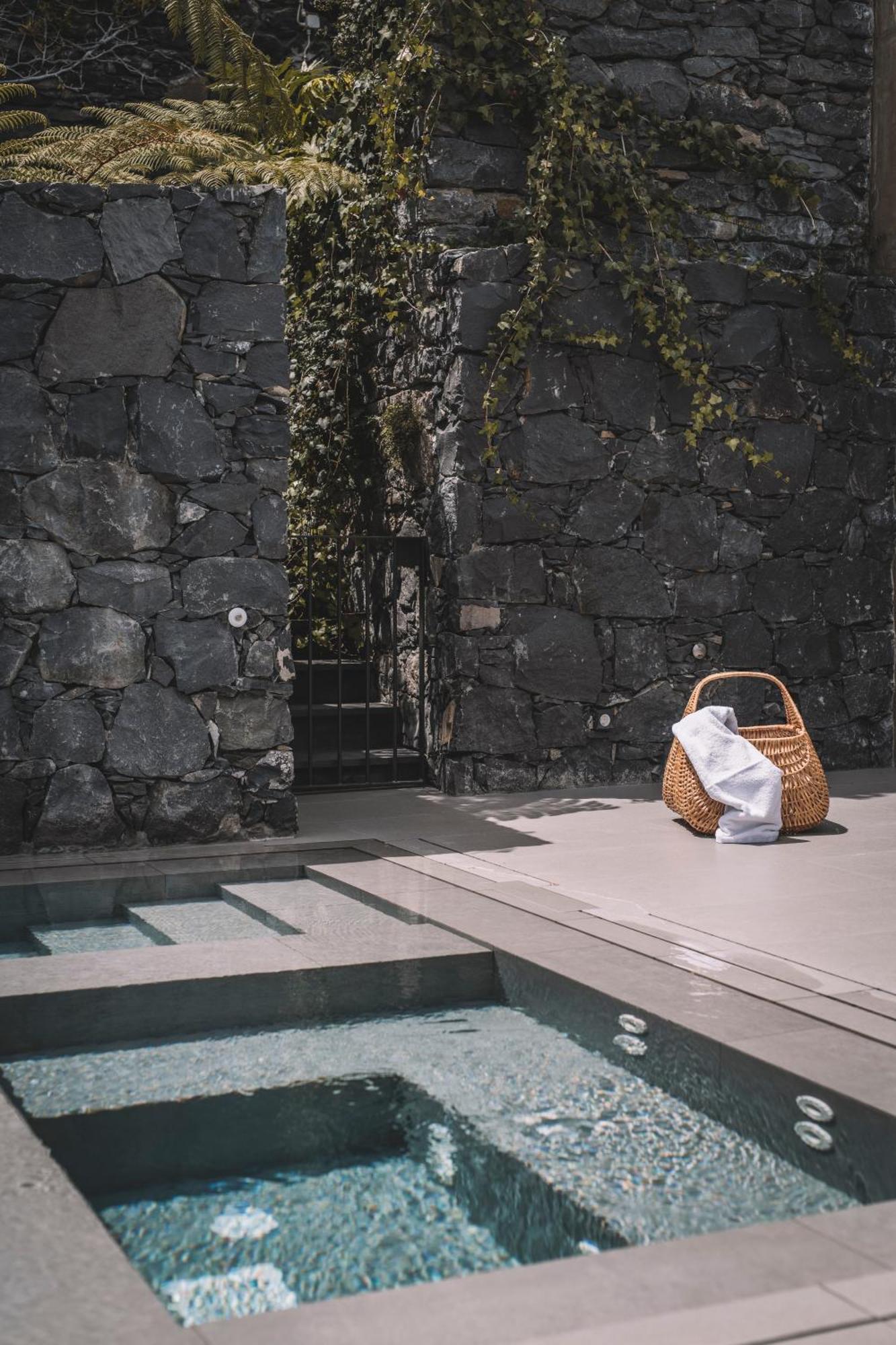 Villa Quinta Torrinha Rooms ฟุงชาล ภายนอก รูปภาพ